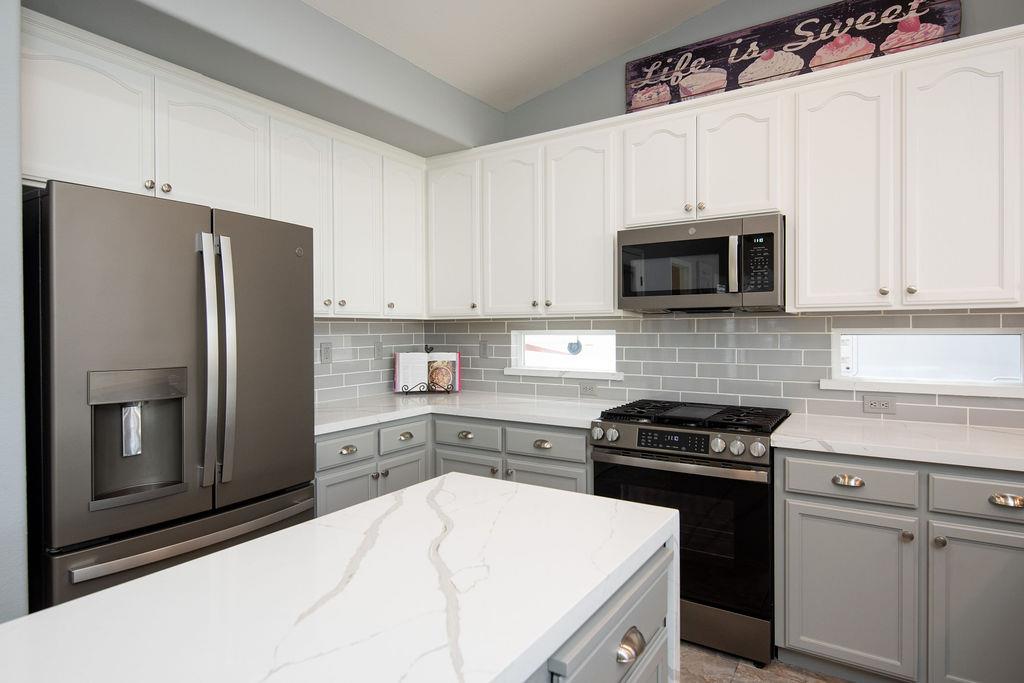 1981 Schaffhausen St, Manteca, CA 95337