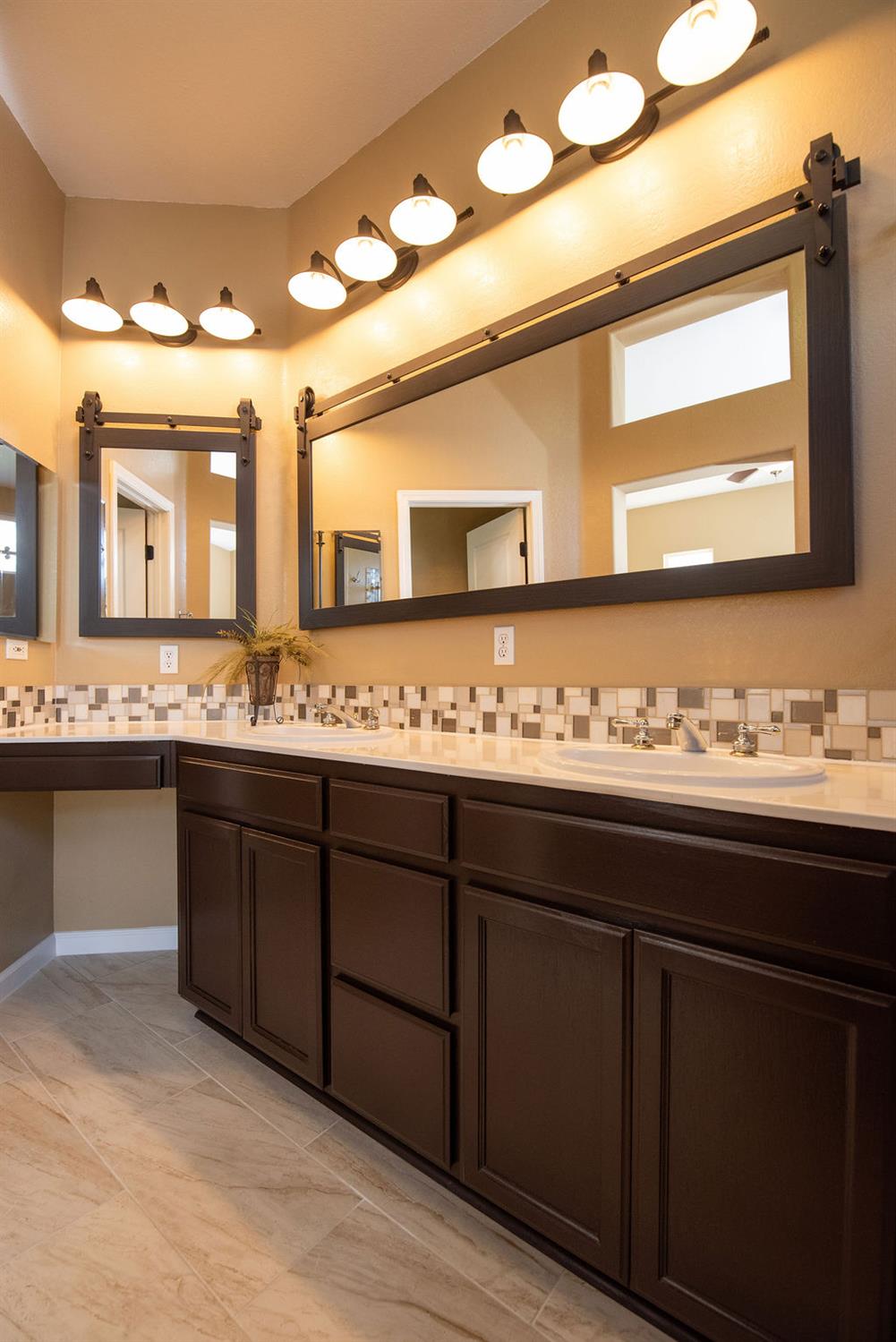 1981 Schaffhausen St, Manteca, CA 95337