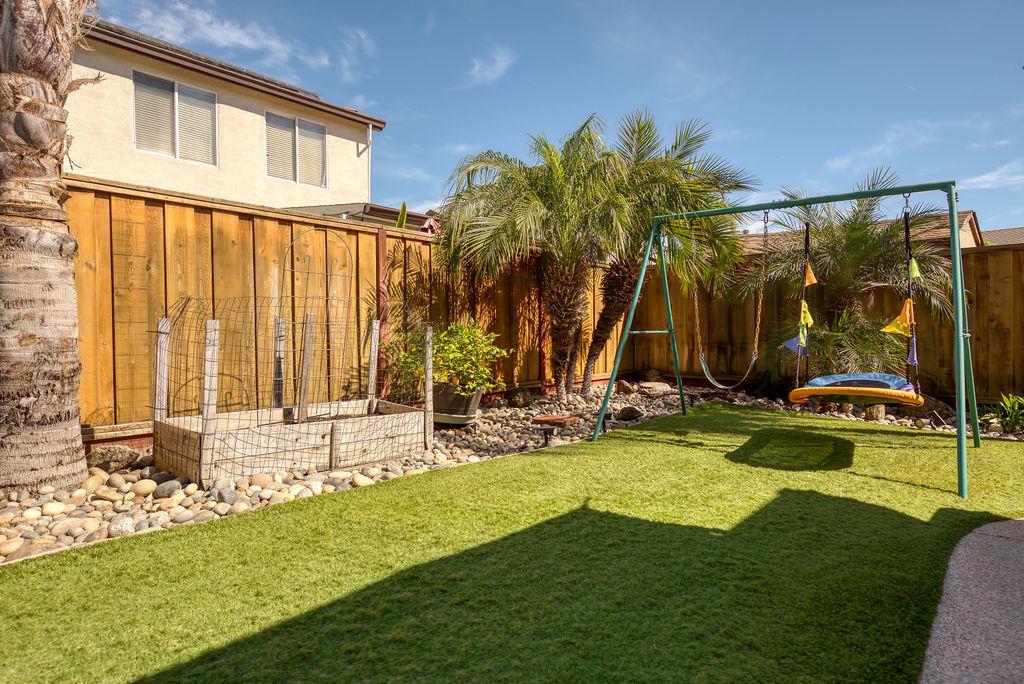 1981 Schaffhausen St, Manteca, CA 95337