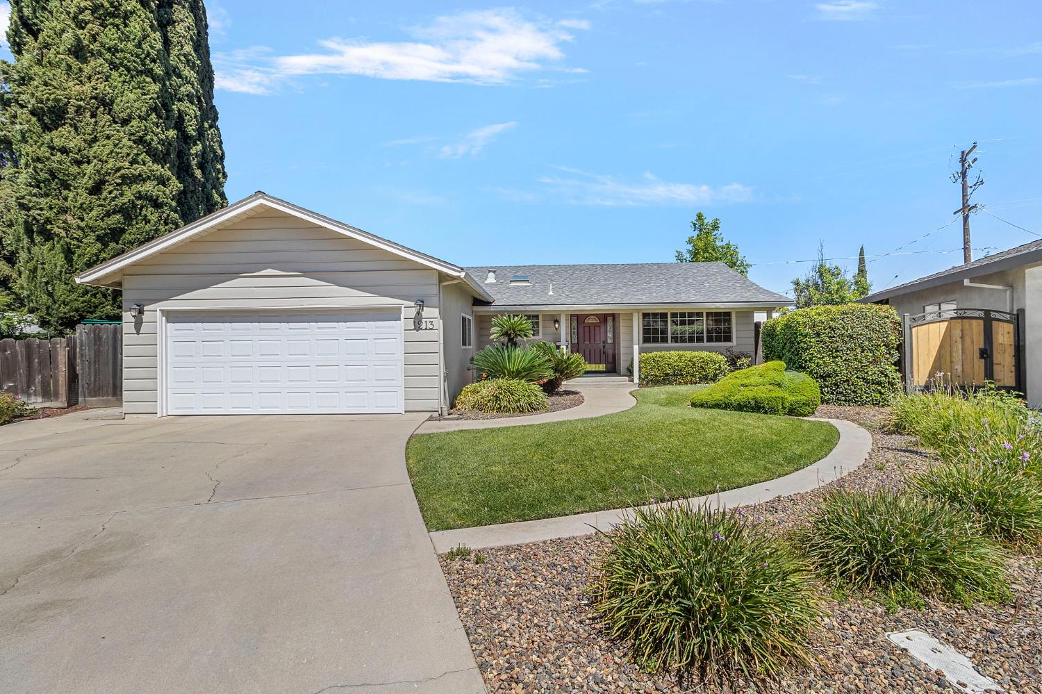 1213 Lexington Dr, Modesto, CA 95350