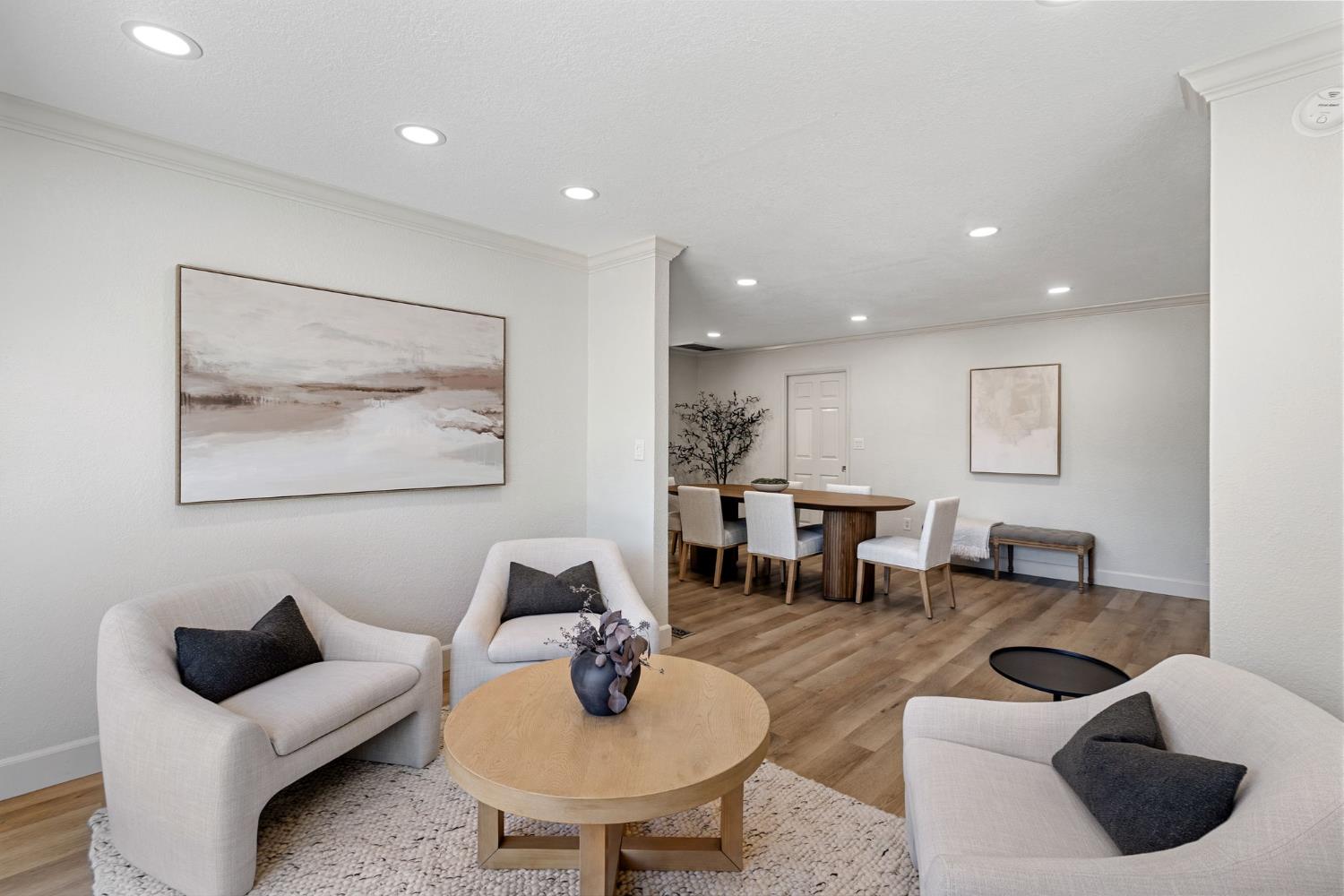 1213 Lexington Dr, Modesto, CA 95350