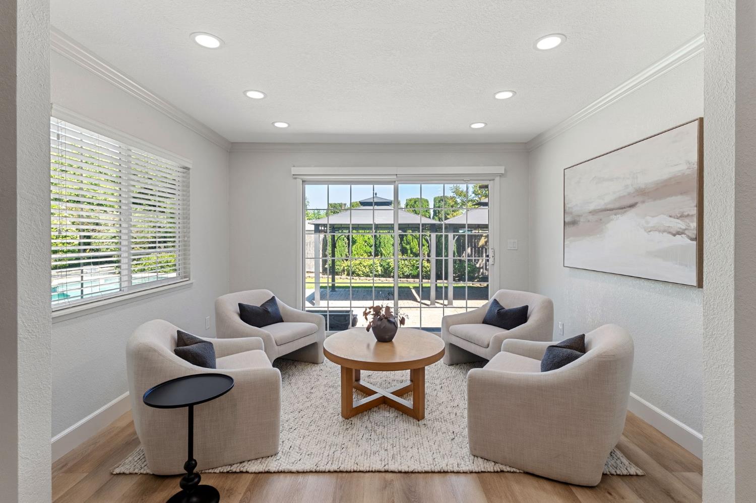 1213 Lexington Dr, Modesto, CA 95350