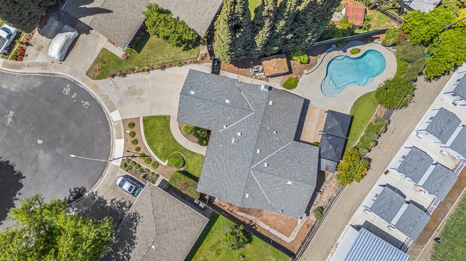 1213 Lexington Dr, Modesto, CA 95350