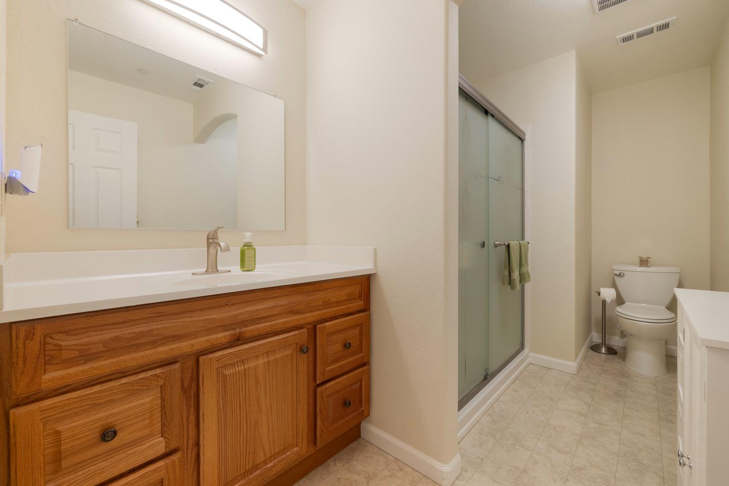 1255 Root Rd, Modesto, CA 95357