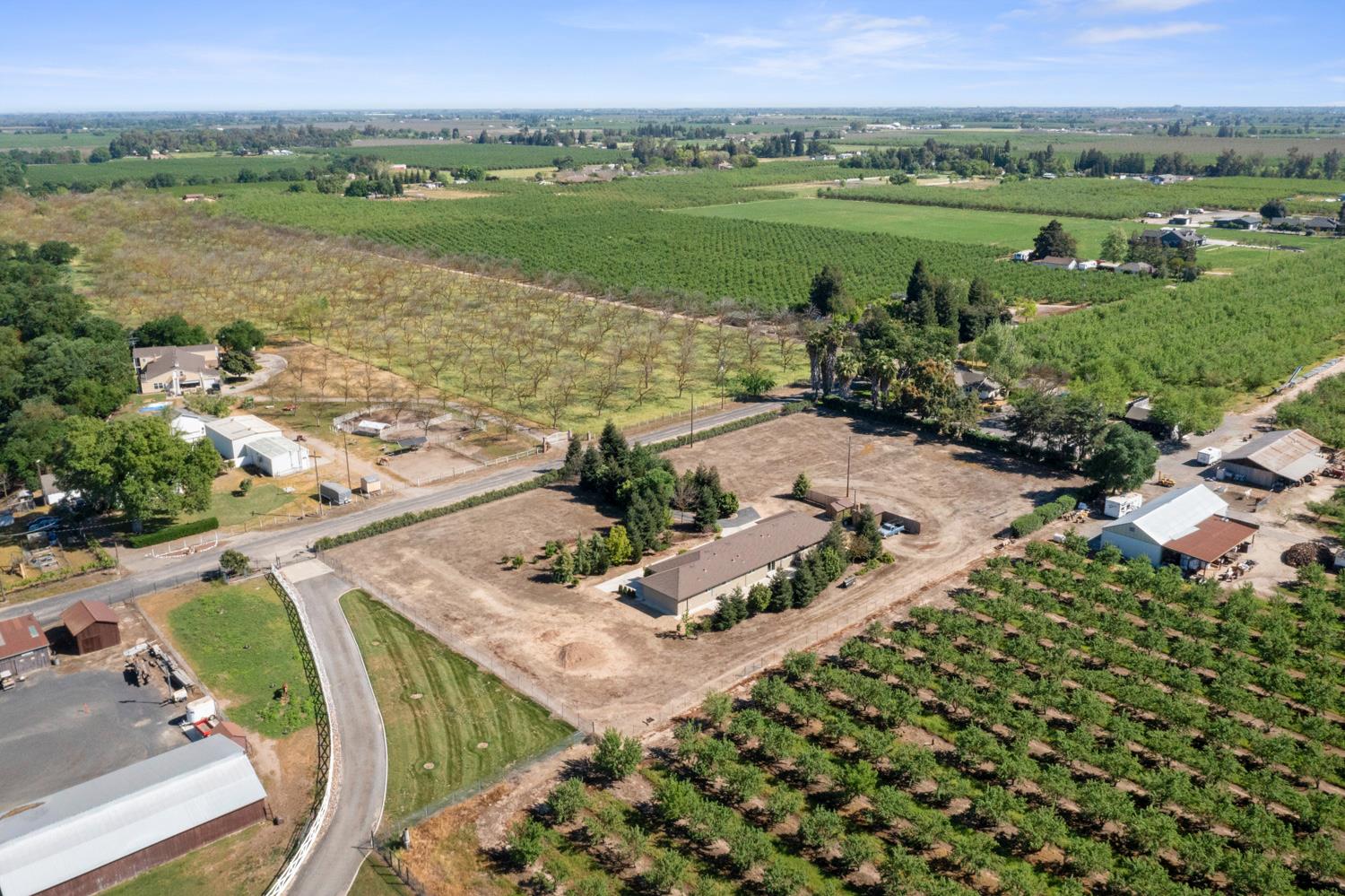 1255 Root Rd, Modesto, CA 95357