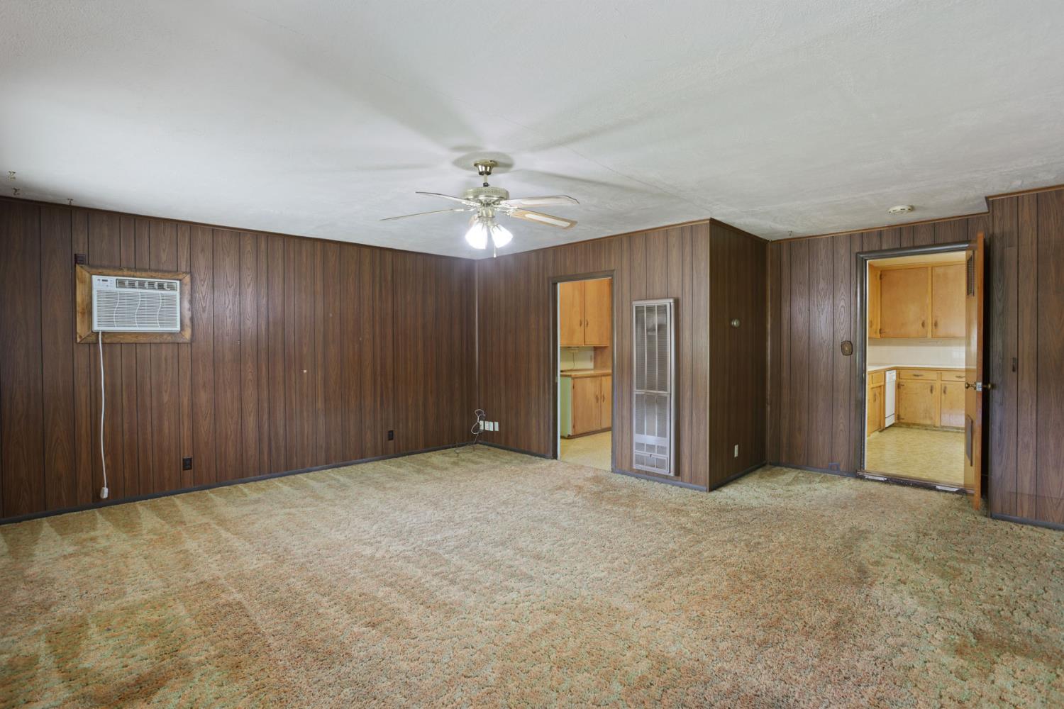 1617 Ashwood Dr, Modesto, CA 95350