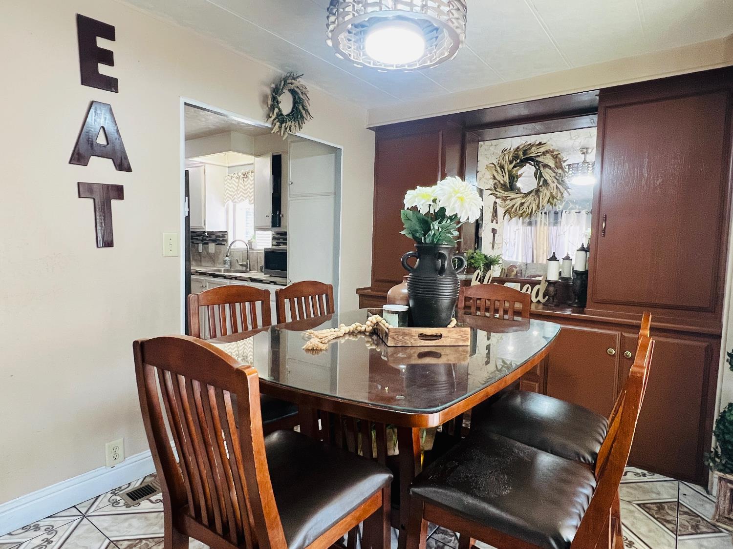 2845 E E Hatch Rd #86, Modesto, CA 95351