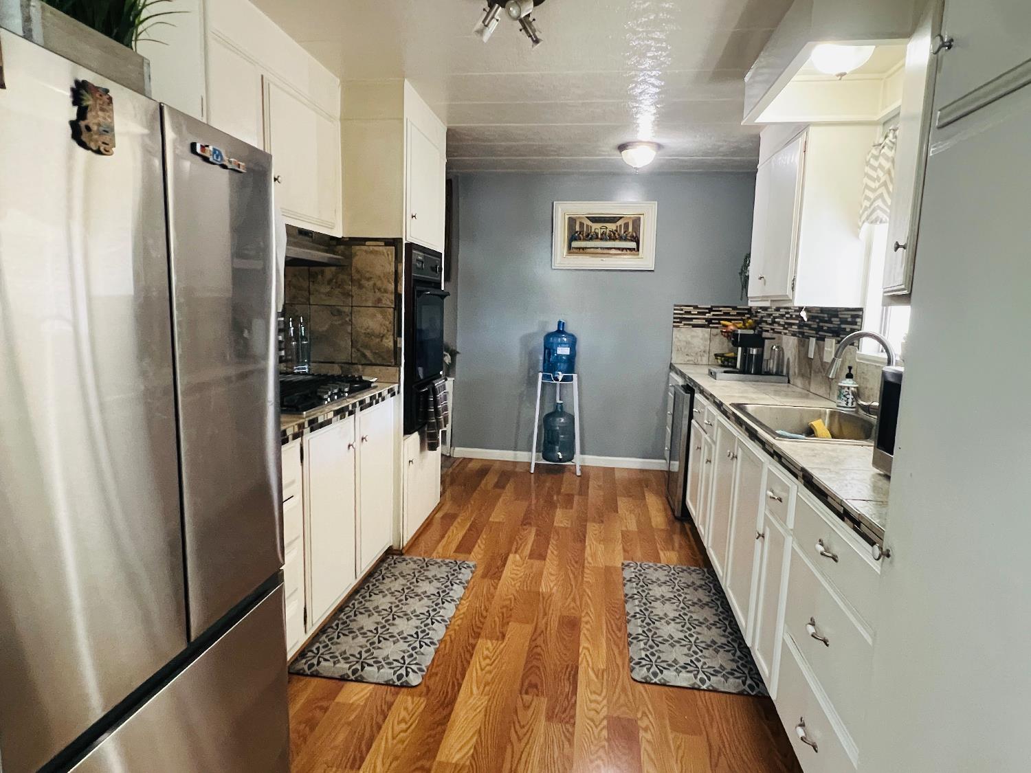 2845 E E Hatch Rd #86, Modesto, CA 95351