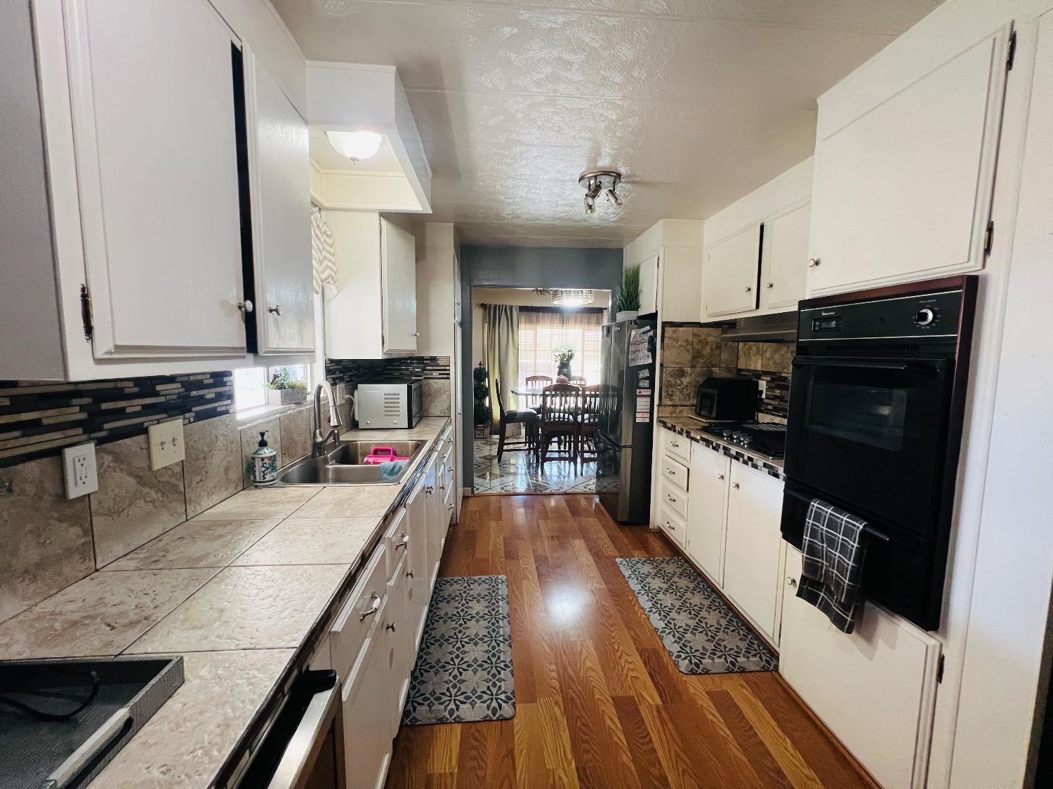 2845 E E Hatch Rd #86, Modesto, CA 95351