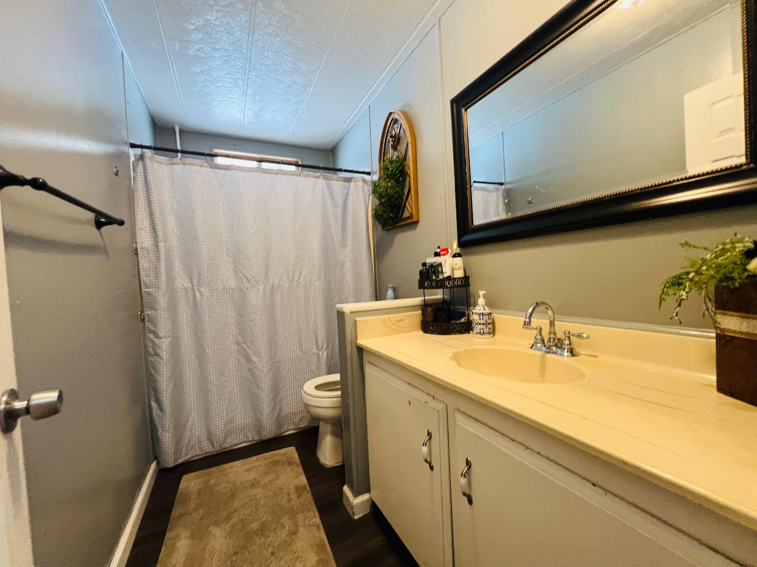 2845 E E Hatch Rd #86, Modesto, CA 95351