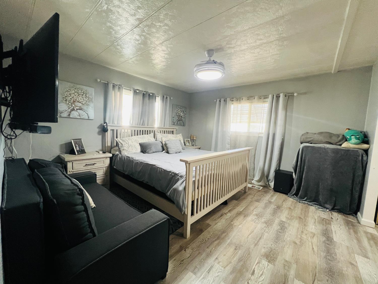 2845 E E Hatch Rd #86, Modesto, CA 95351