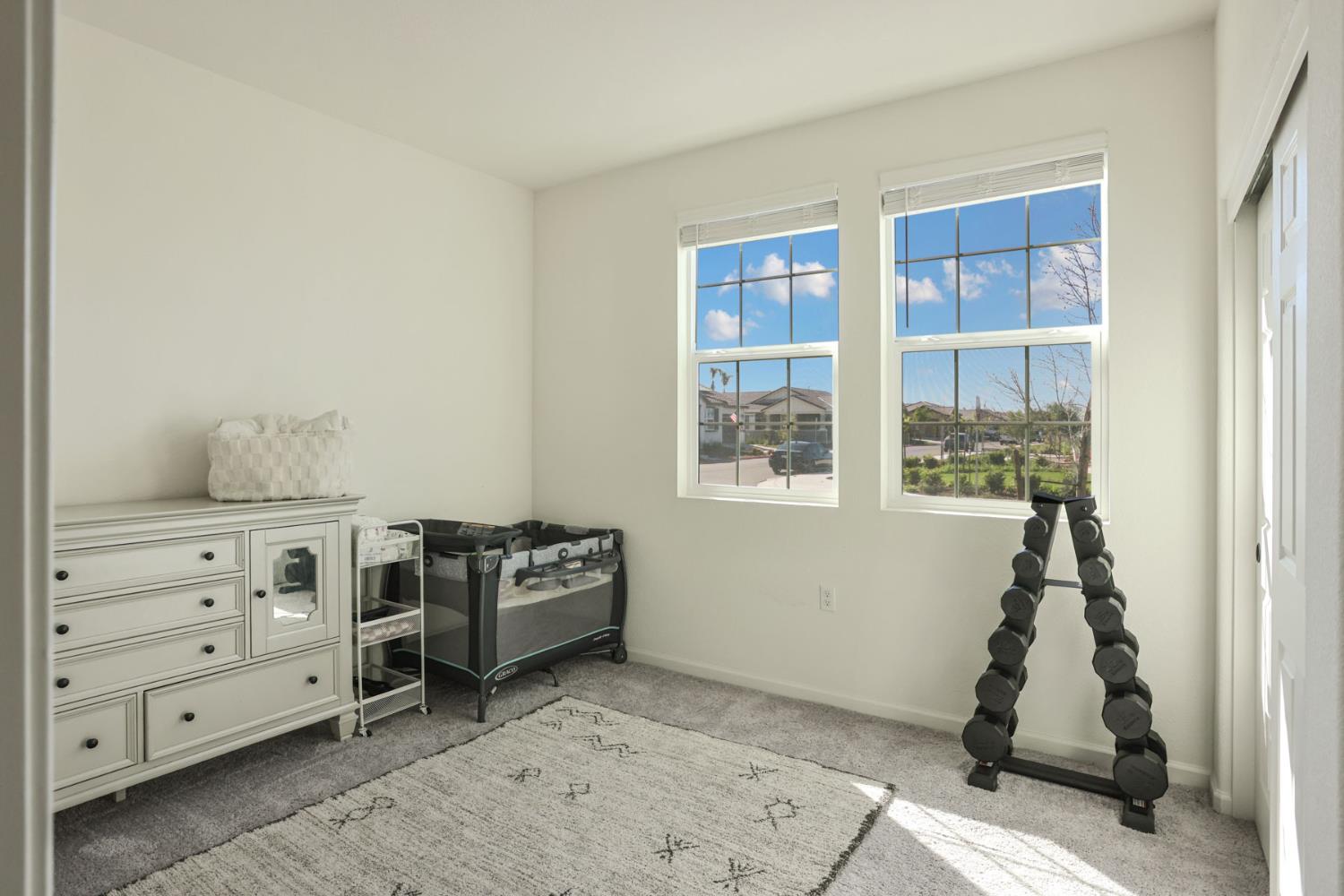 1601 Redhaven Pl, Hughson, CA 95326