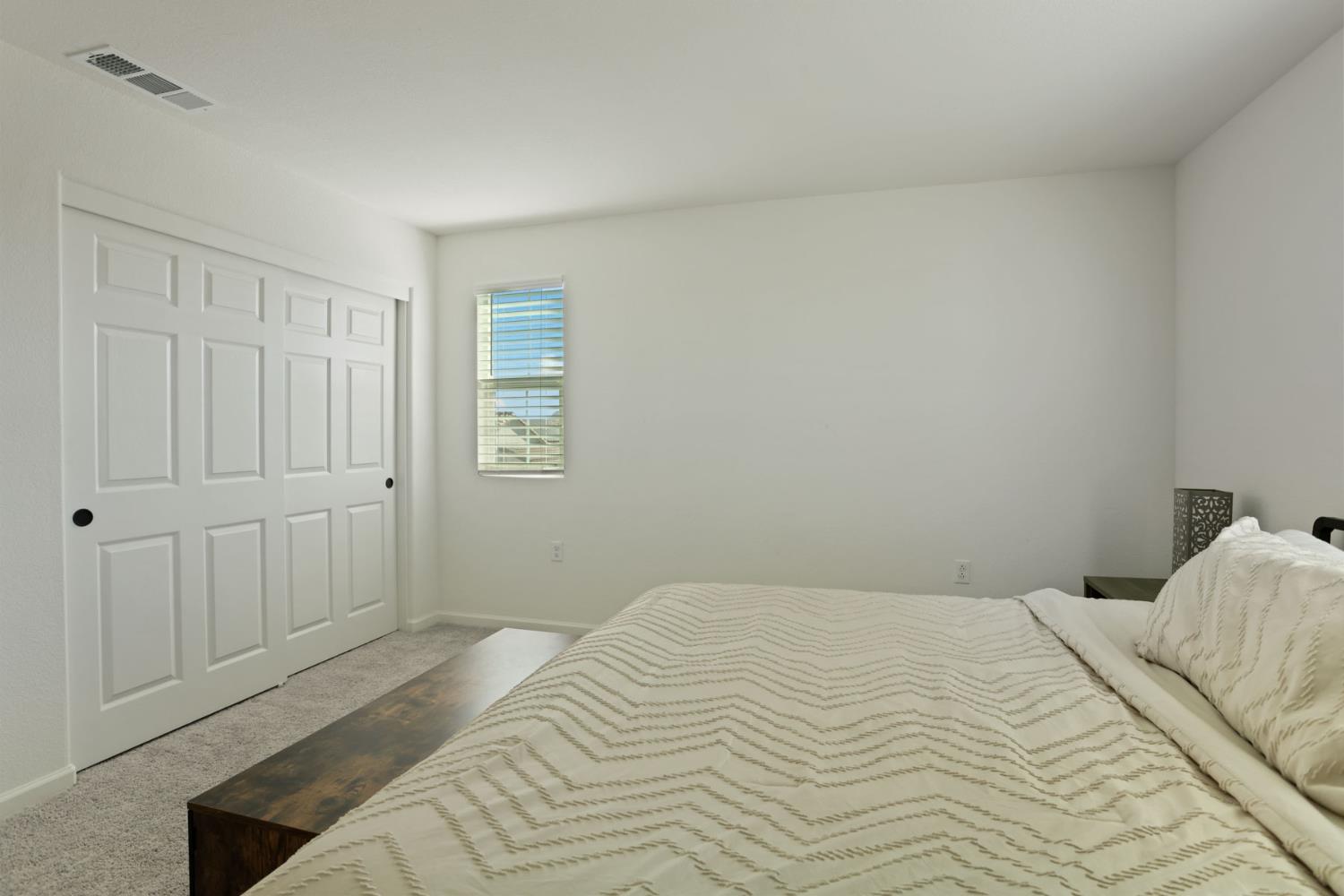 1601 Redhaven Pl, Hughson, CA 95326