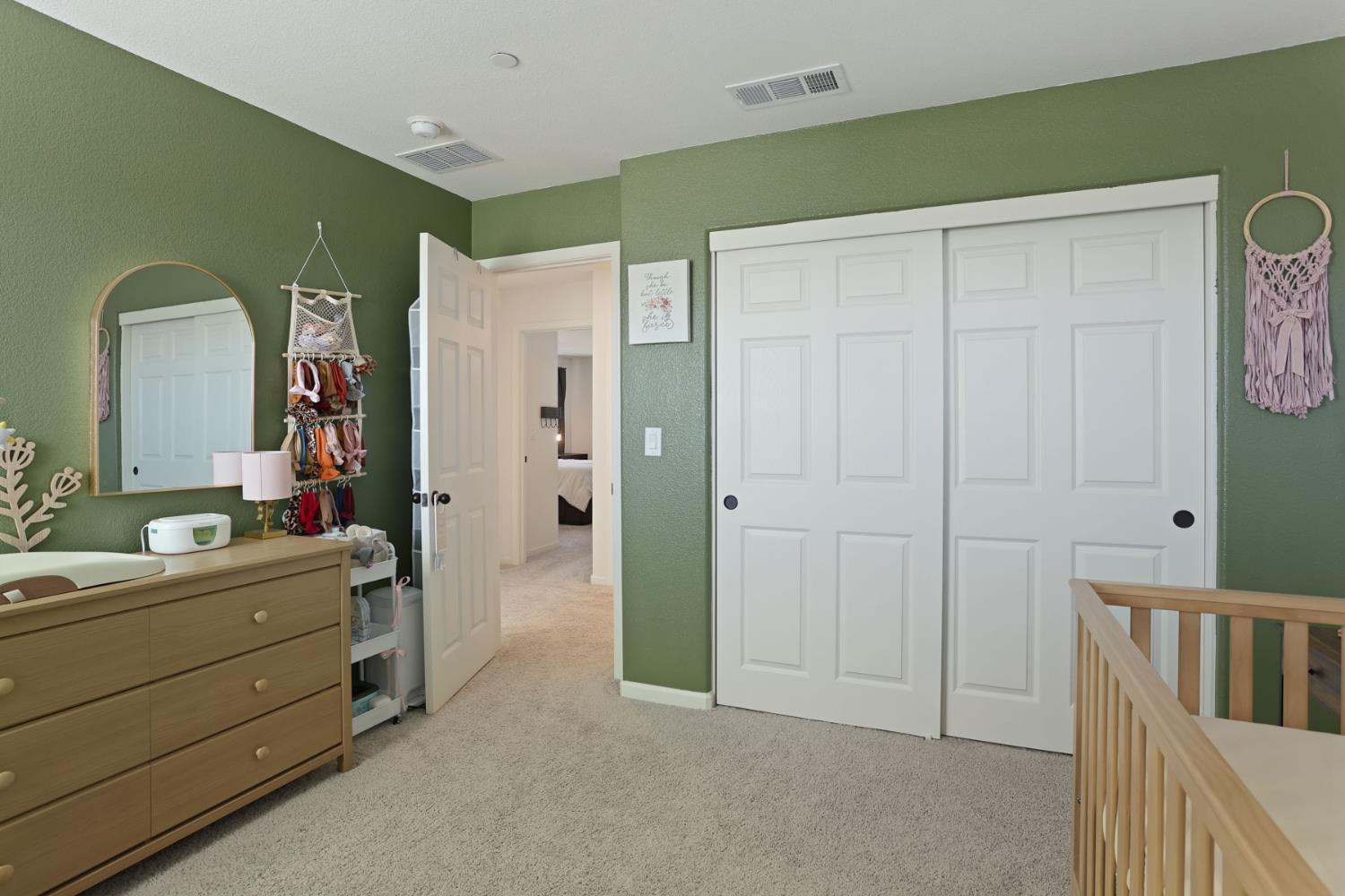 1601 Redhaven Pl, Hughson, CA 95326