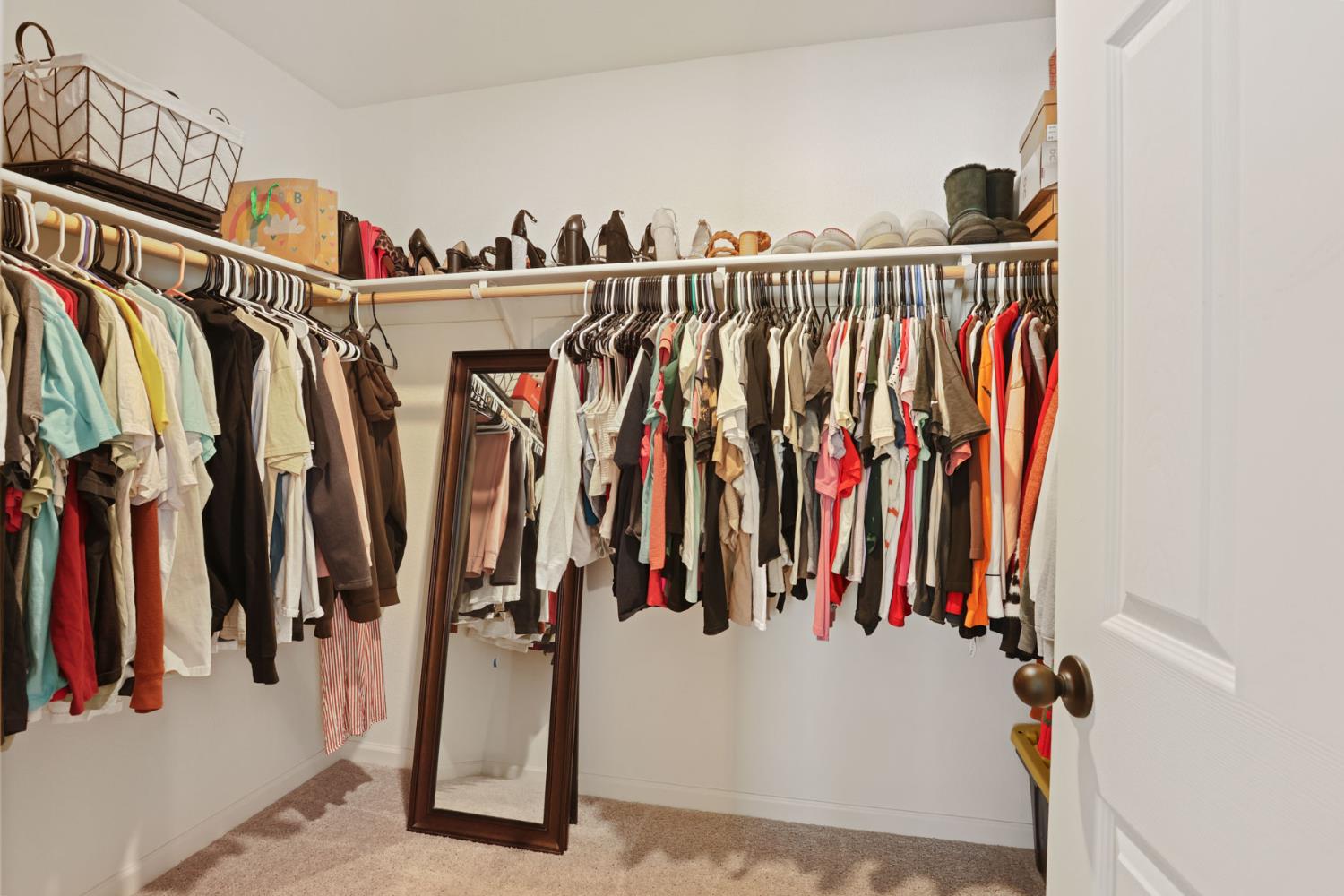 1601 Redhaven Pl, Hughson, CA 95326