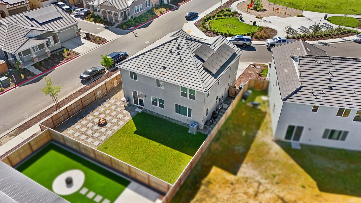 1601 Redhaven Pl, Hughson, CA 95326