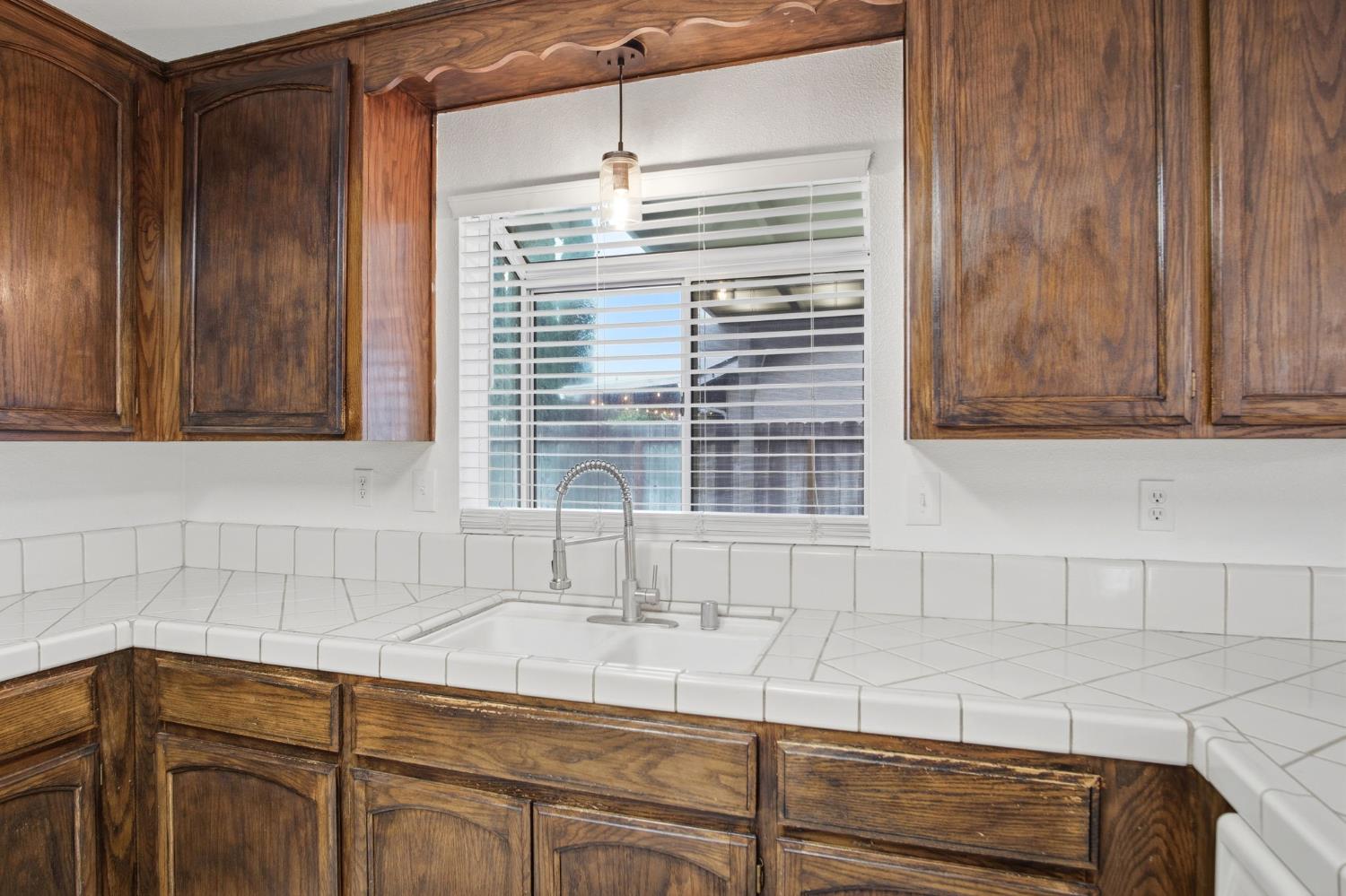 8239 Kapor, Hilmar, CA 95324