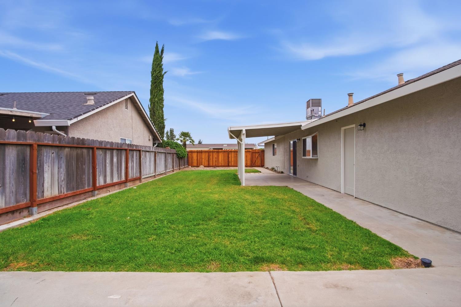 8239 Kapor, Hilmar, CA 95324