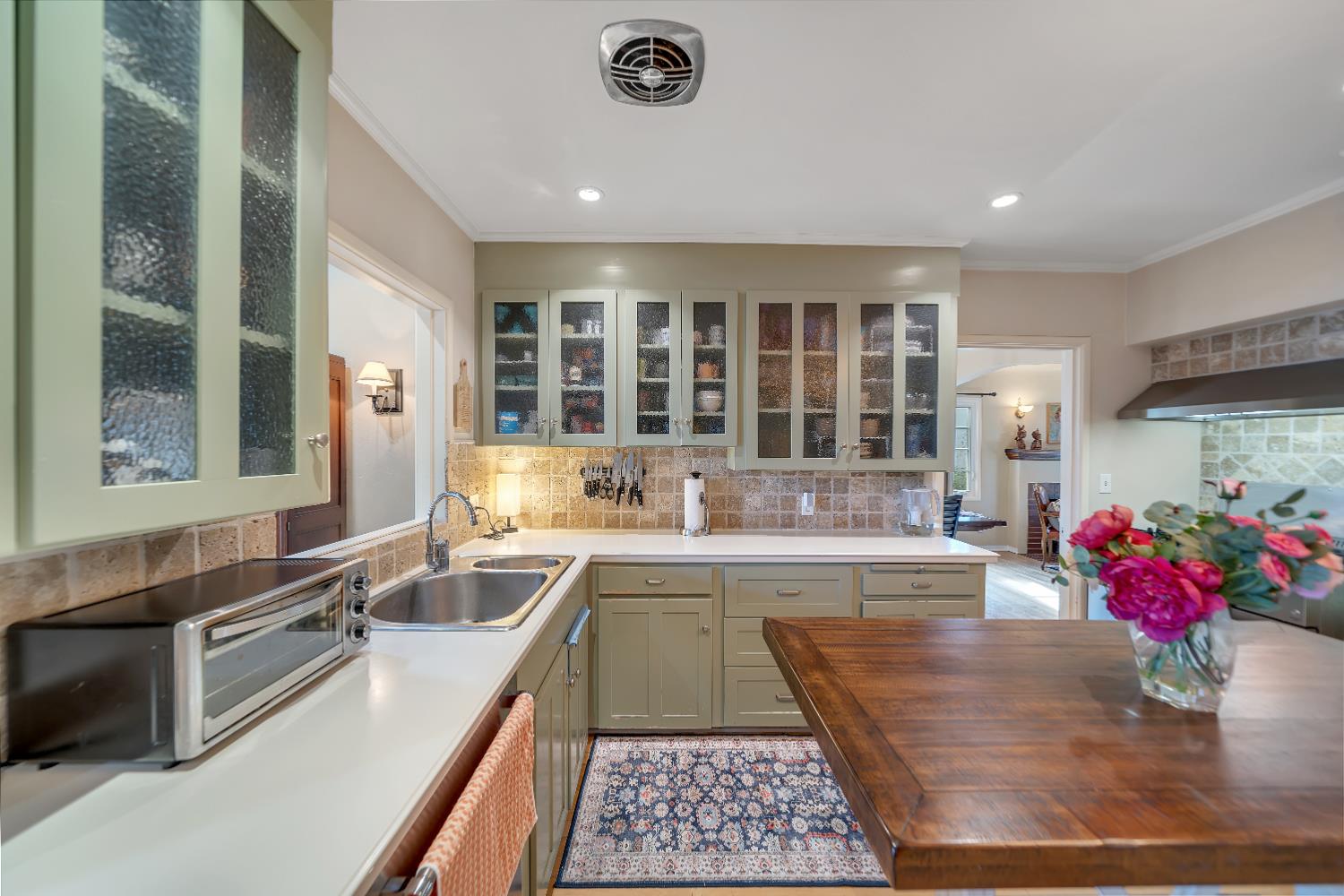 322 N Santa Ana Ave, Modesto, CA 95354