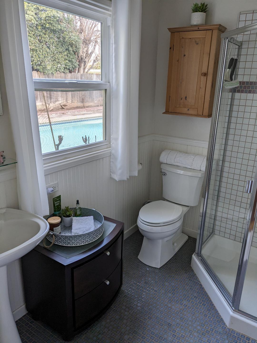 322 N Santa Ana Ave, Modesto, CA 95354