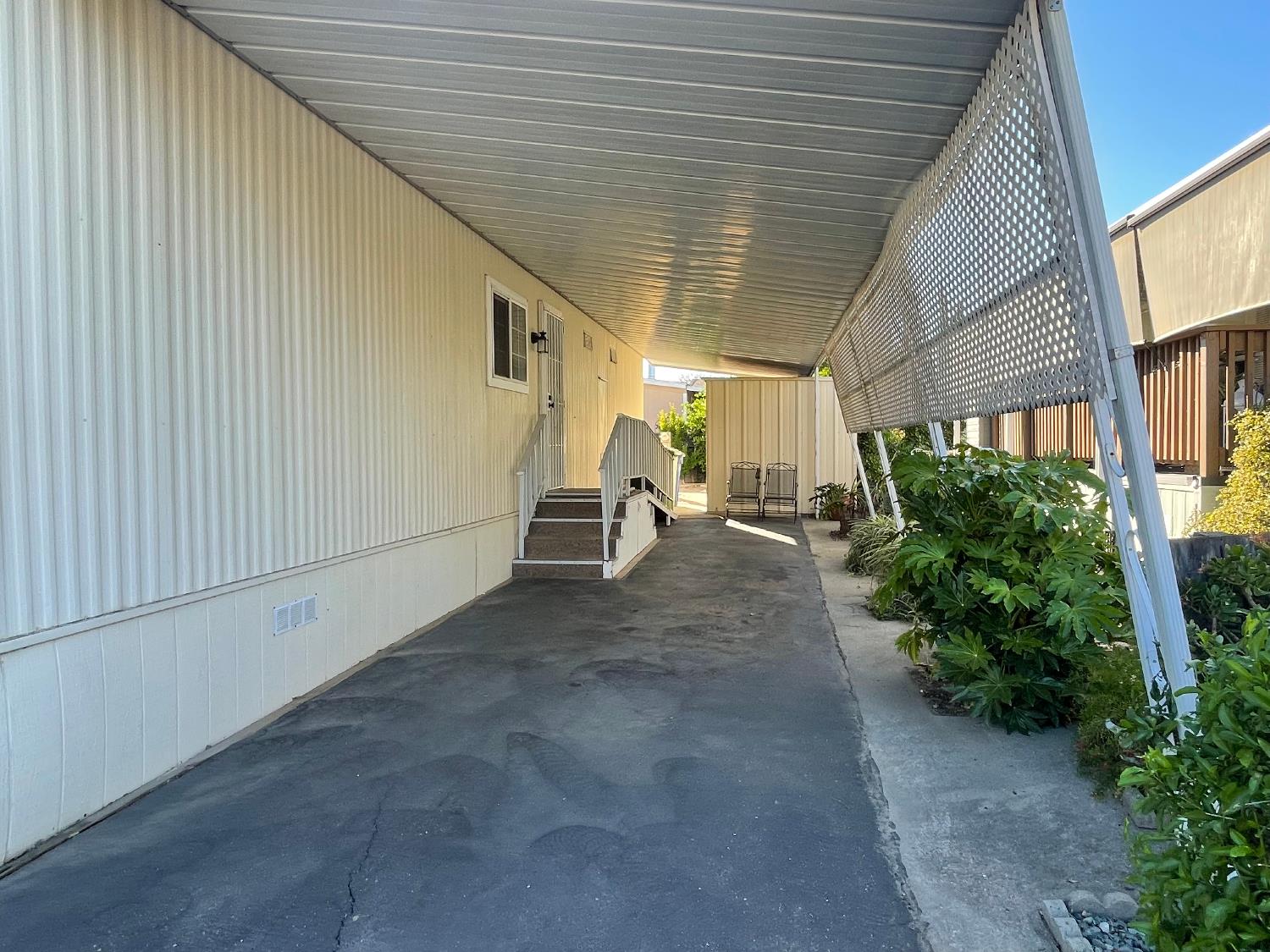 2621 Prescott Rd #37, Modesto, CA 95350