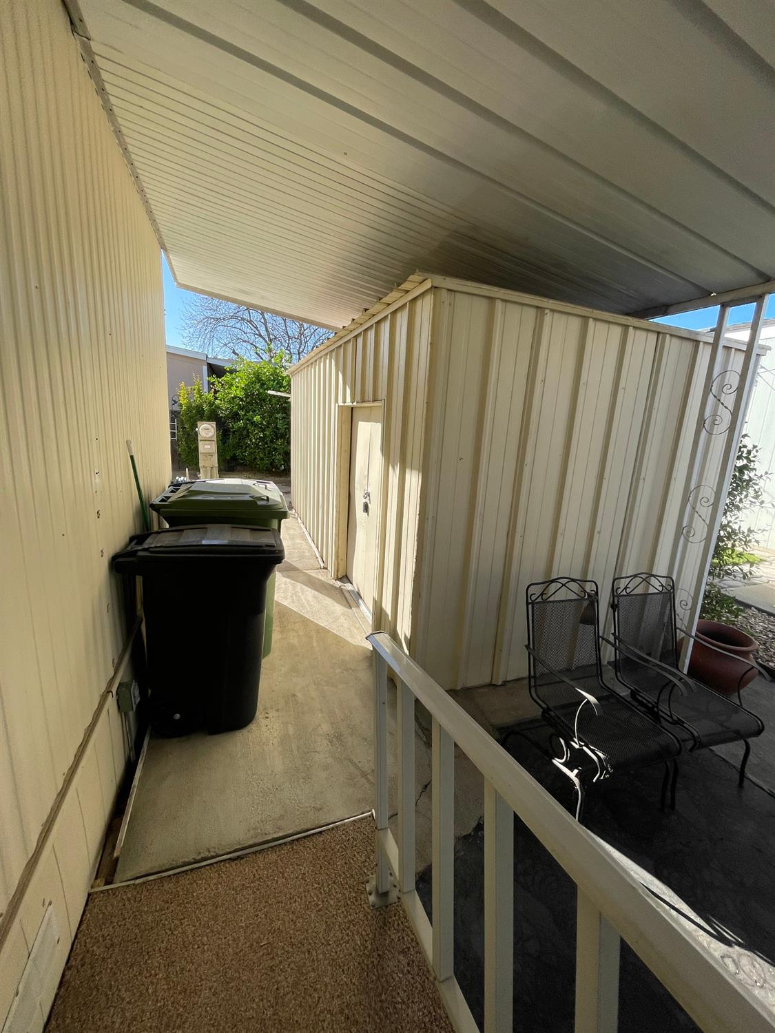 2621 Prescott Rd #37, Modesto, CA 95350