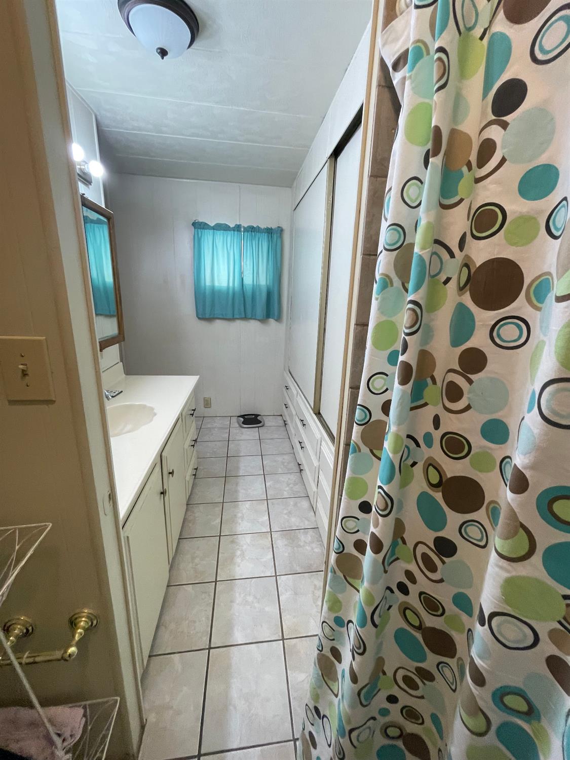 2621 Prescott Rd #37, Modesto, CA 95350