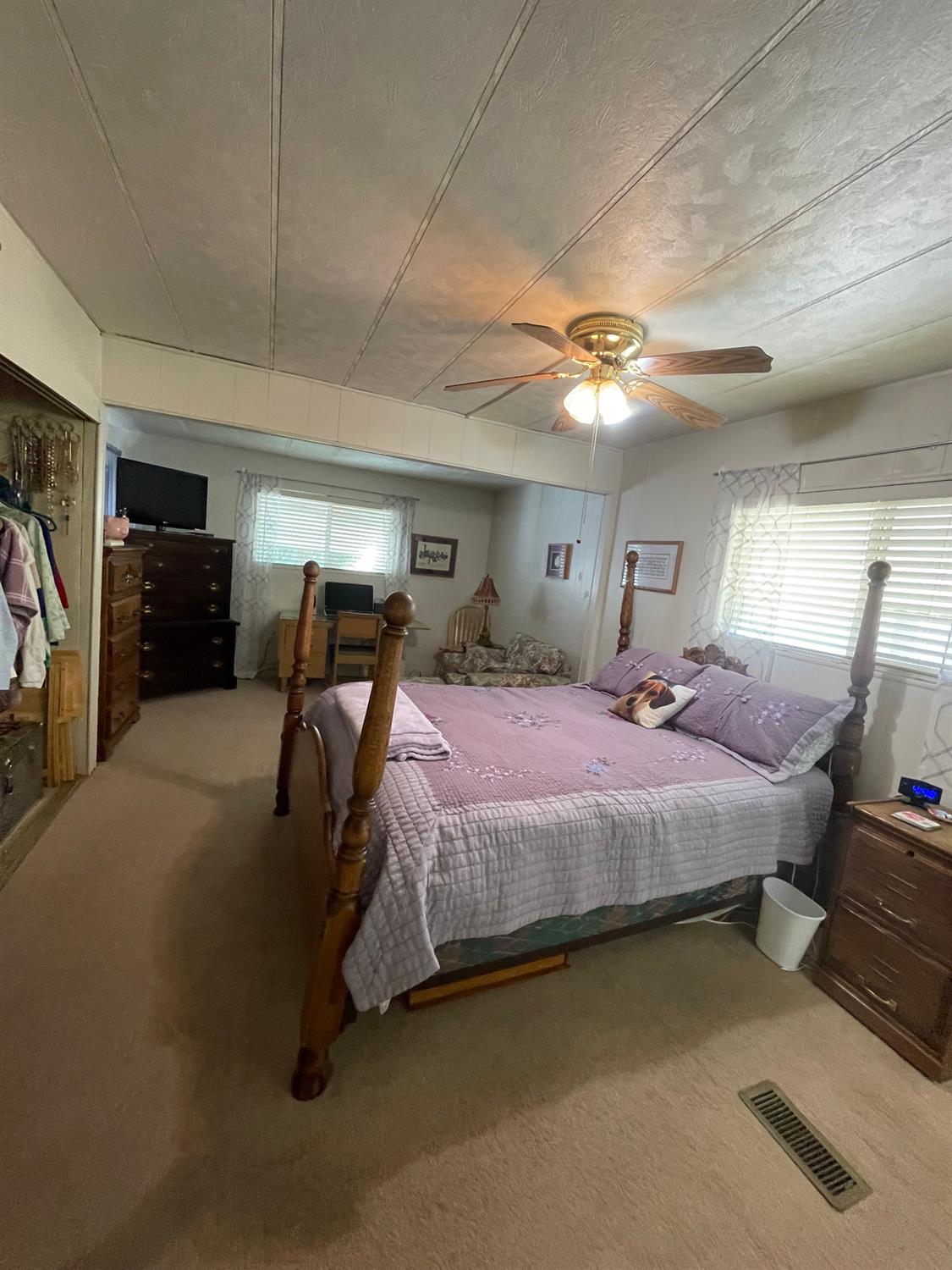 2621 Prescott Rd #37, Modesto, CA 95350