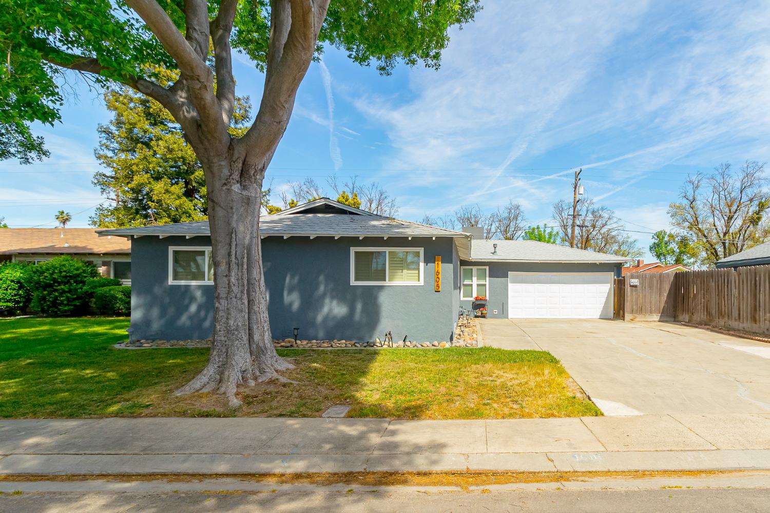 1605 Pimlico Dr, Modesto, CA 95350