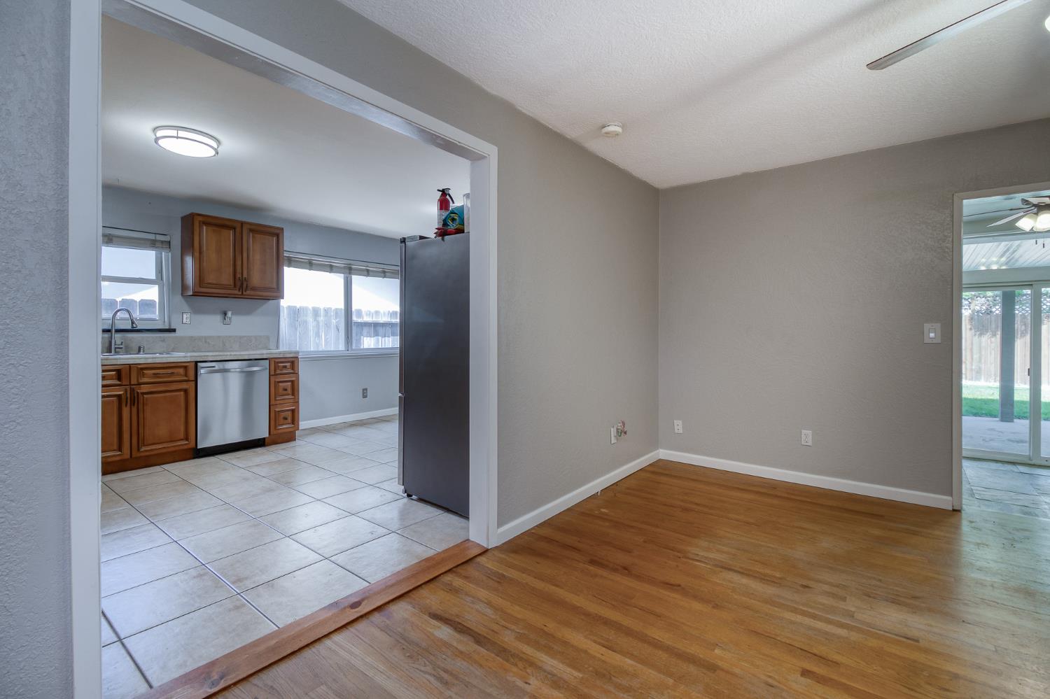 1605 Pimlico Dr, Modesto, CA 95350