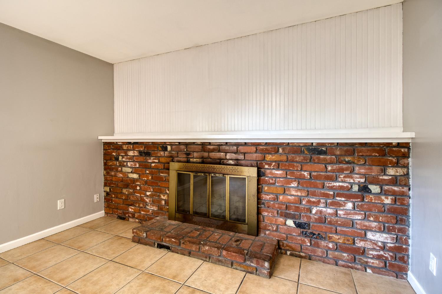 1605 Pimlico Dr, Modesto, CA 95350