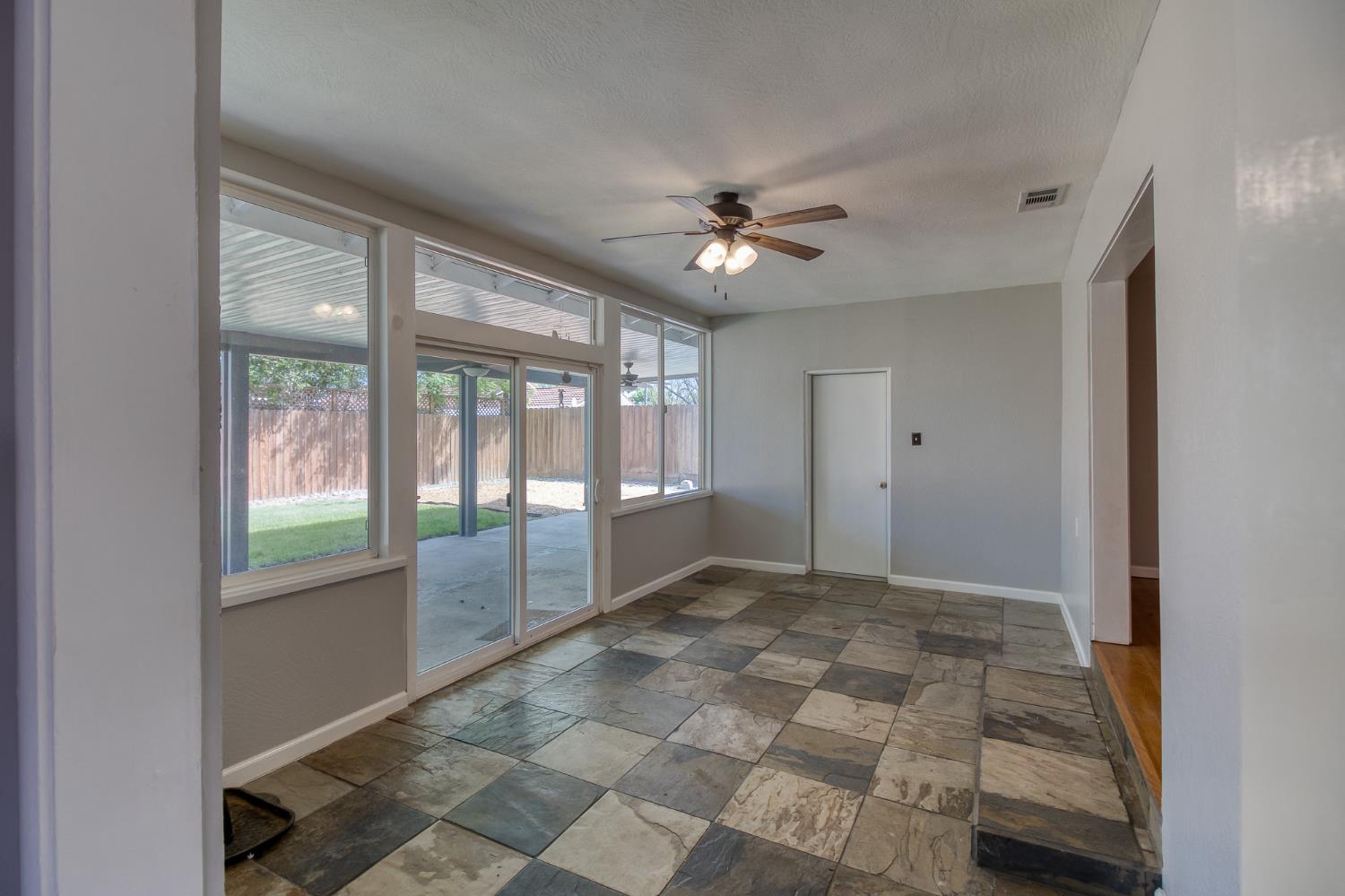 1605 Pimlico Dr, Modesto, CA 95350