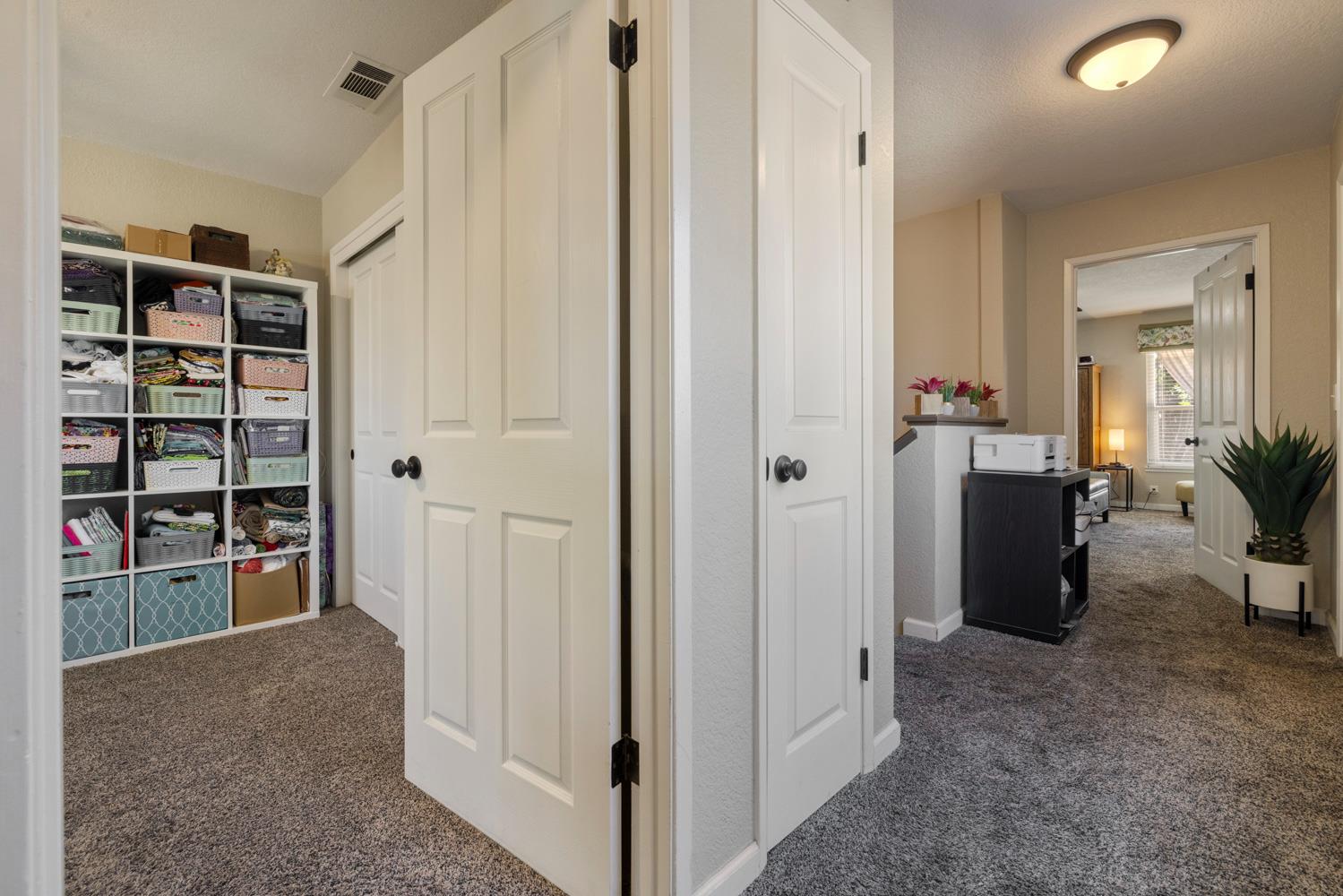 1137 Cedar Creek Dr #4, Modesto, CA 95355