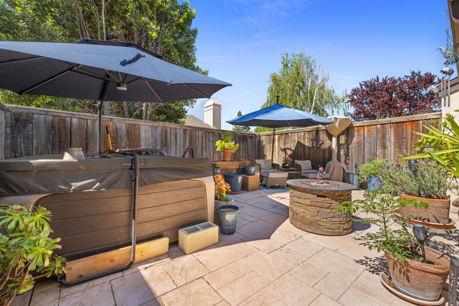 1137 Cedar Creek Dr #4, Modesto, CA 95355