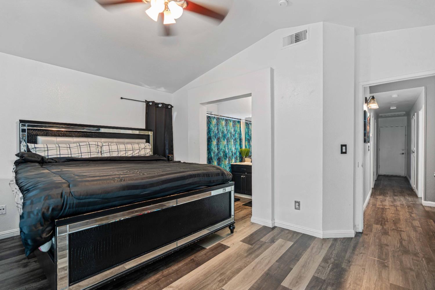 5613 Rose Brook Dr, Riverbank, CA 95367