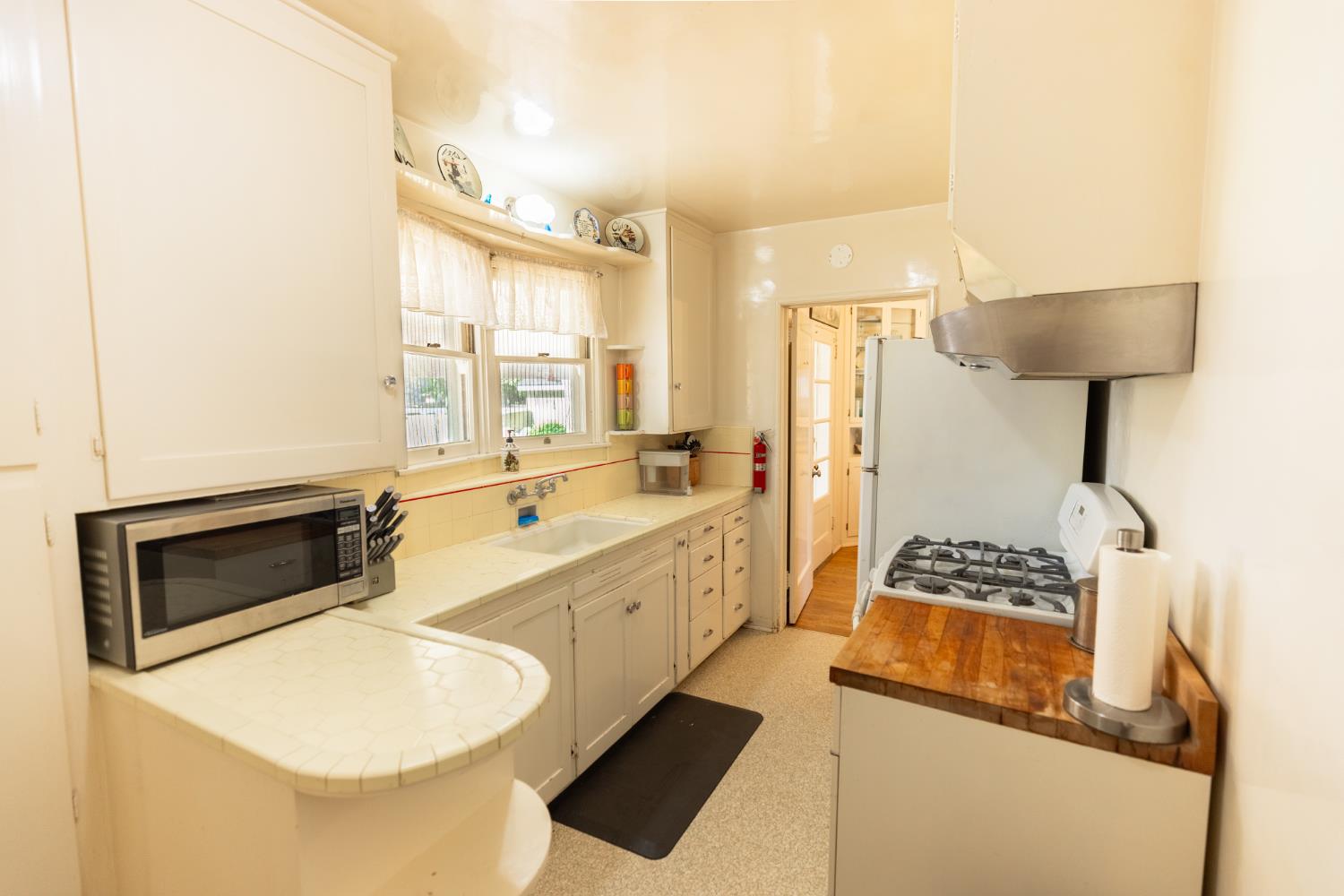 230 W 25th St, Merced, CA 95340