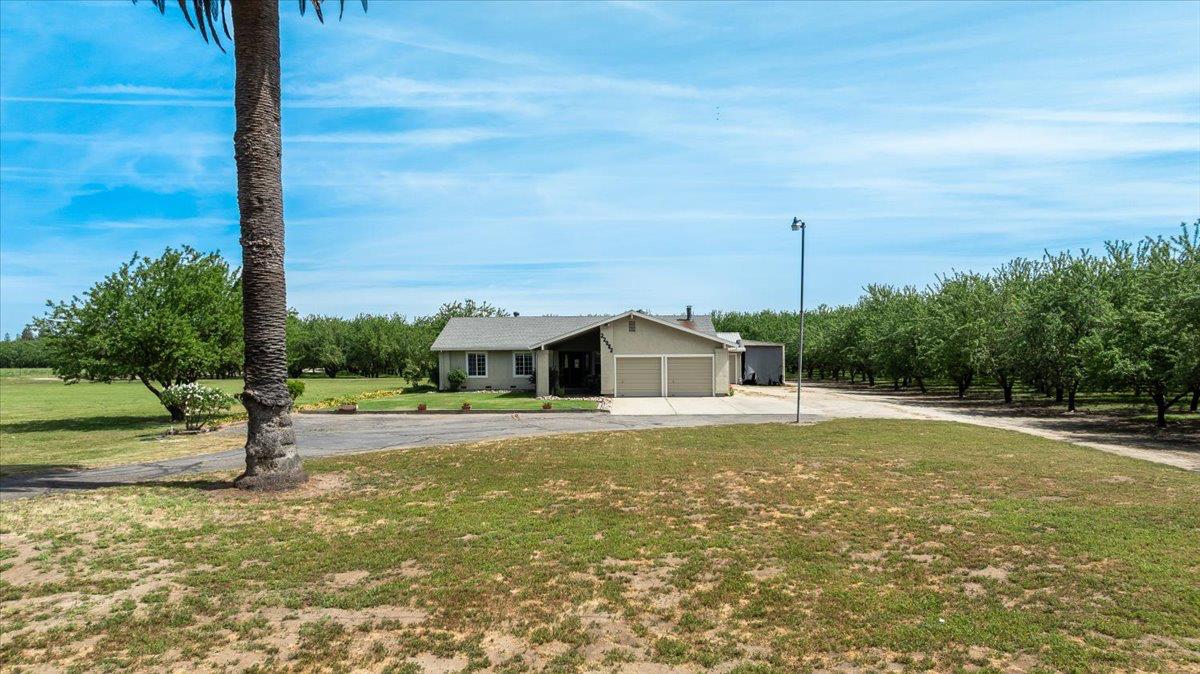 22082 Oleander Ave, Manteca, CA 95337