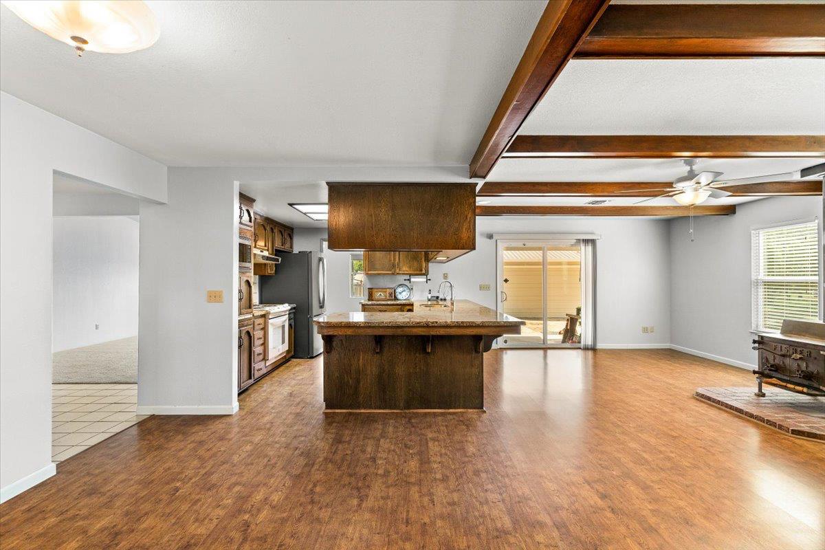 22082 Oleander Ave, Manteca, CA 95337