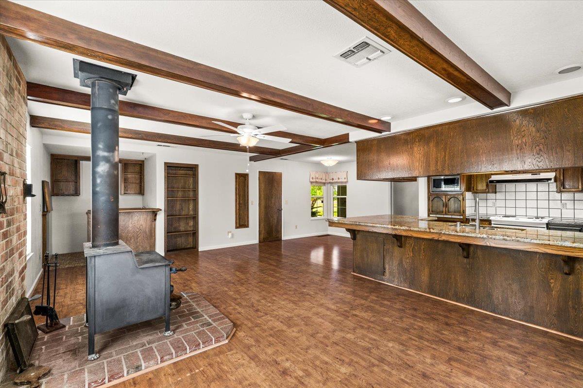 22082 Oleander Ave, Manteca, CA 95337