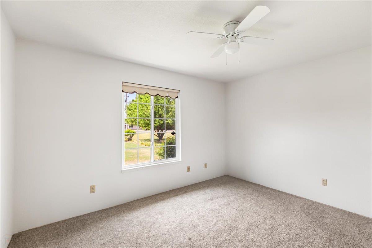 22082 Oleander Ave, Manteca, CA 95337