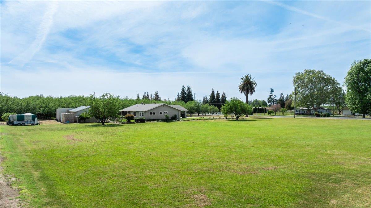 22082 Oleander Ave, Manteca, CA 95337