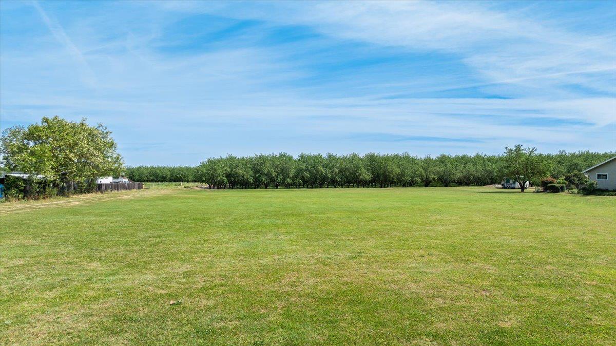 22082 Oleander Ave, Manteca, CA 95337