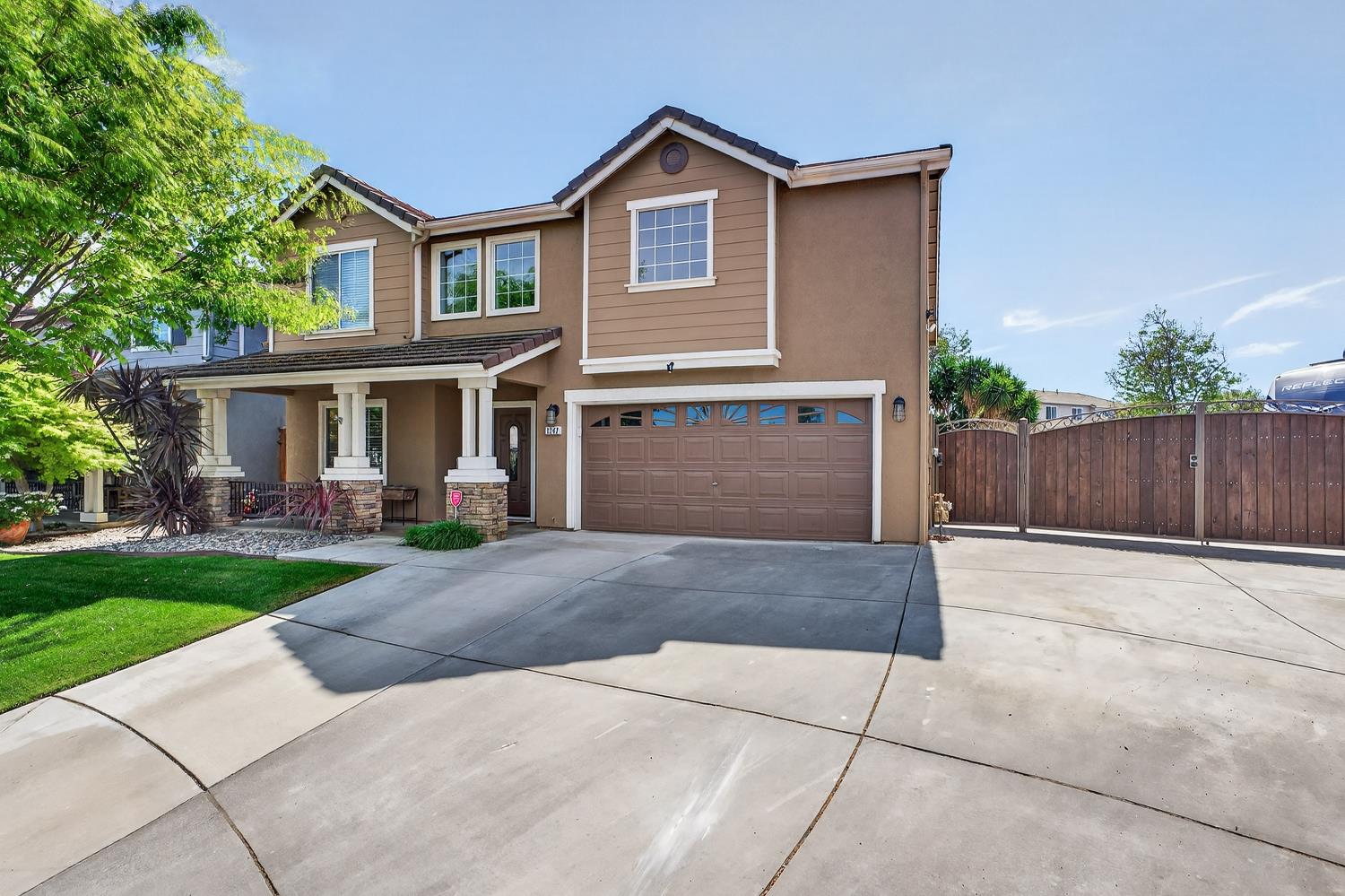 1242 Yellowhammer Dr, Patterson, CA 95363