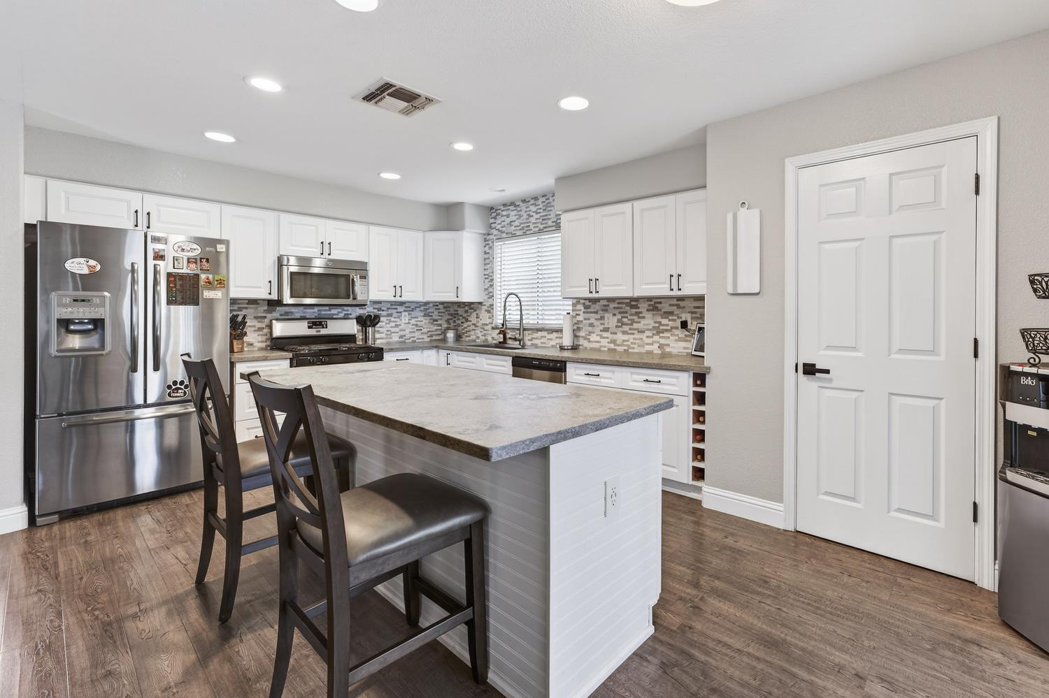 1242 Yellowhammer Dr, Patterson, CA 95363