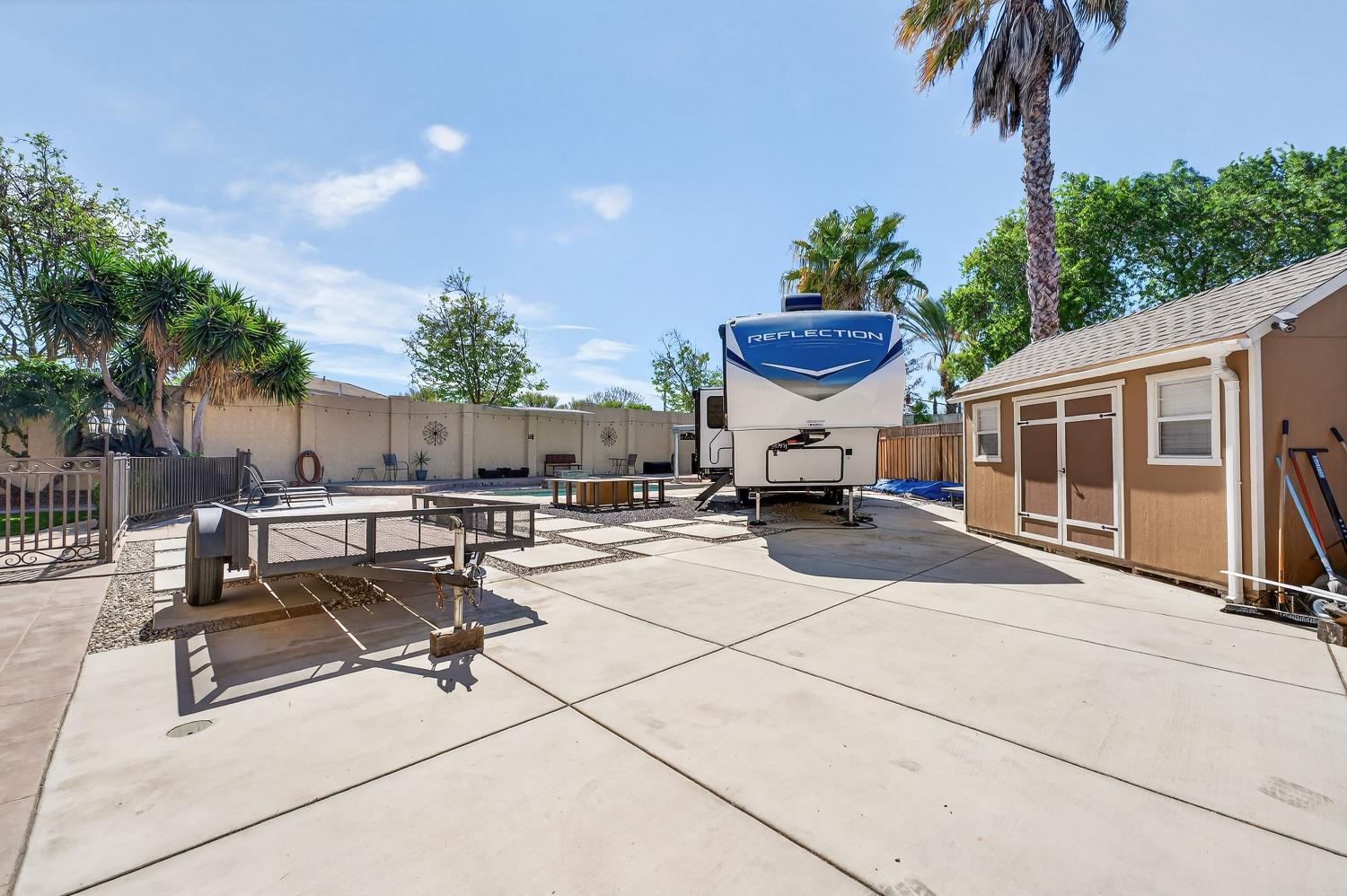 1242 Yellowhammer Dr, Patterson, CA 95363