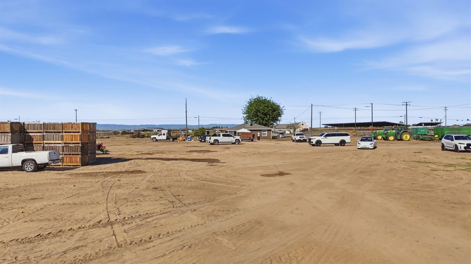 2406 S Walnut Rd, Turlock, CA 95380