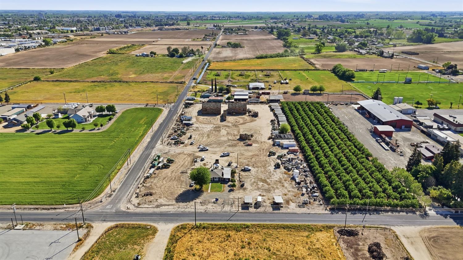 2406 S Walnut Rd, Turlock, CA 95380