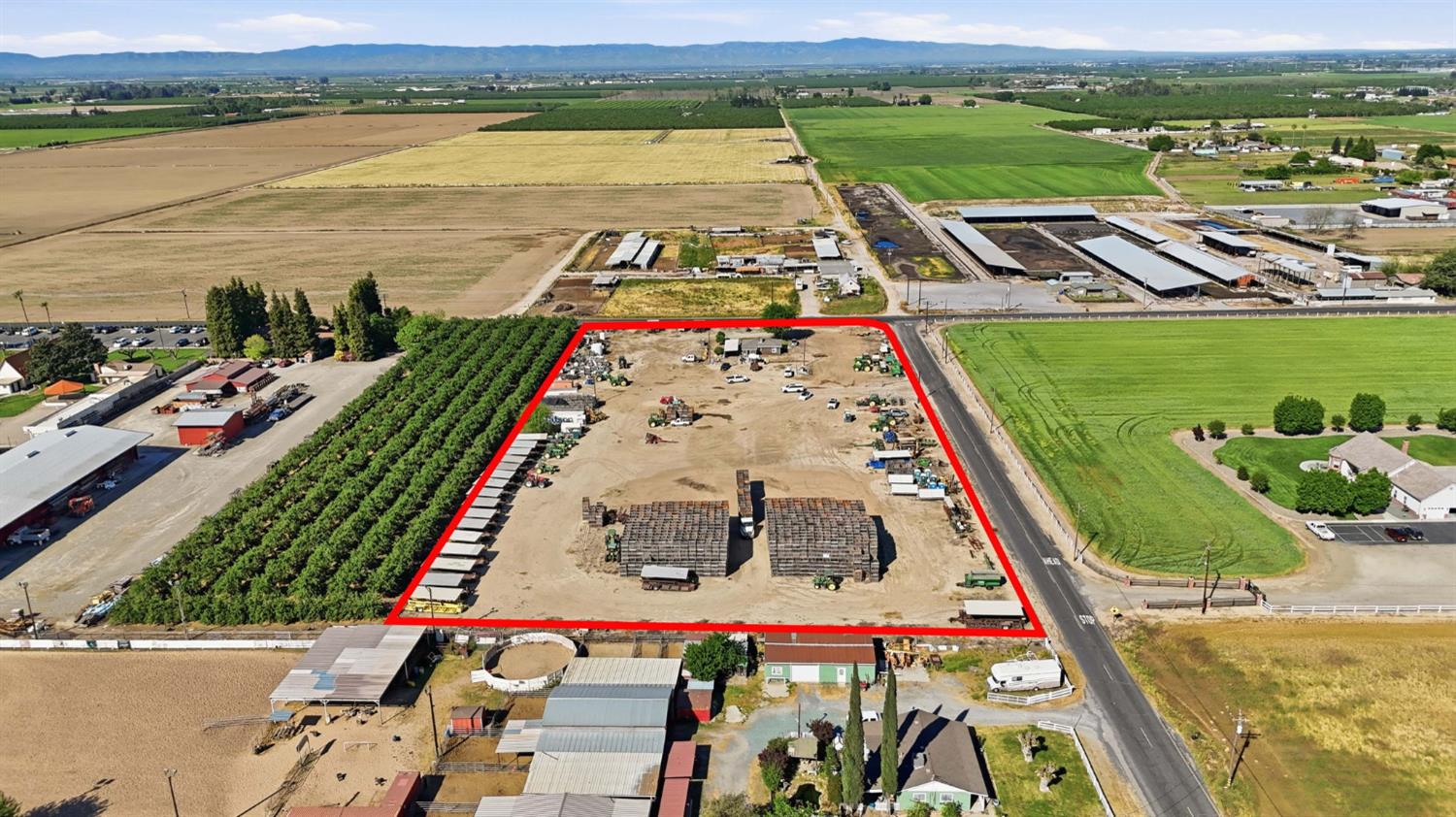 2406 S Walnut Rd, Turlock, CA 95380