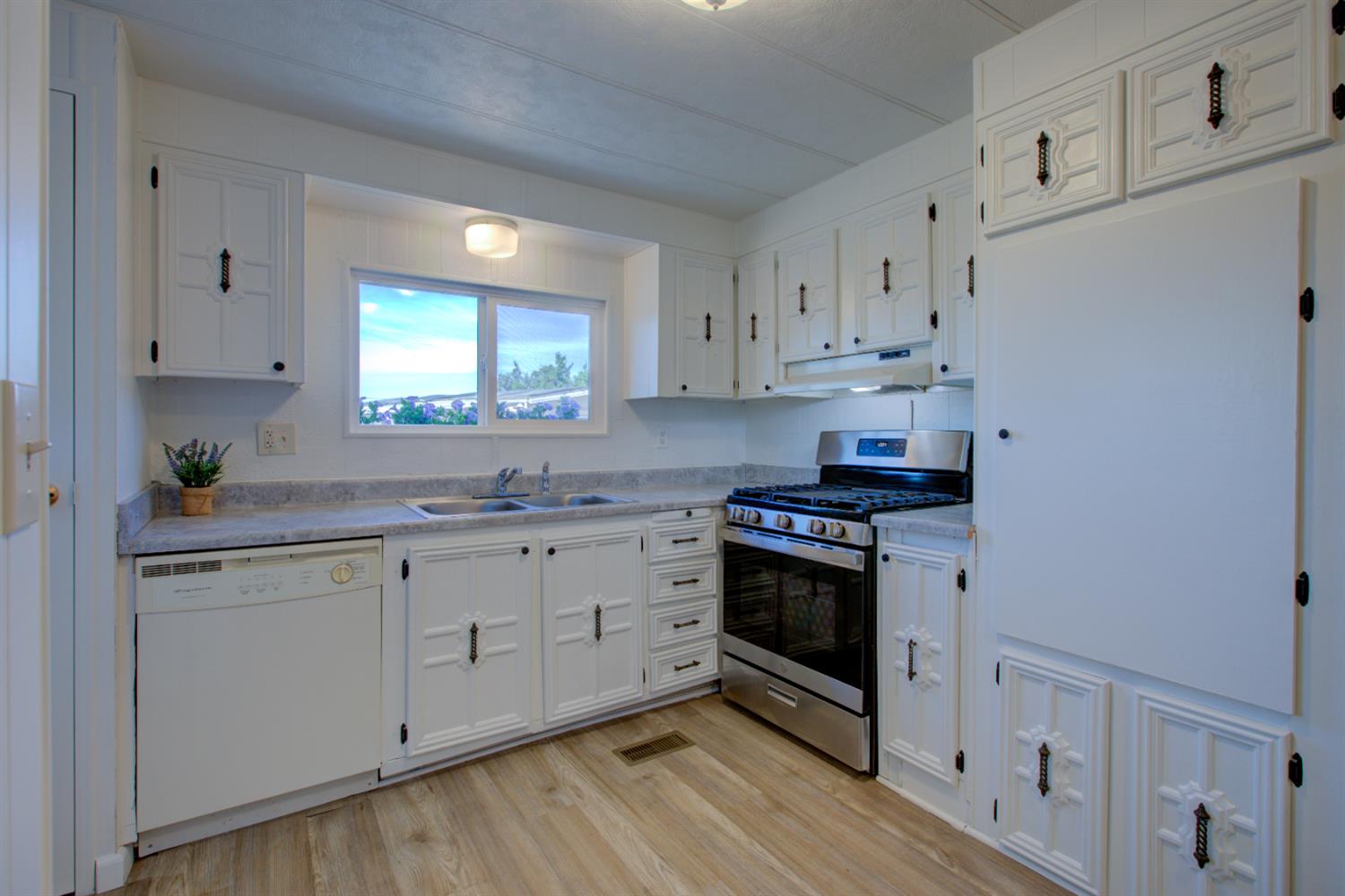 2107 Patterson Rd #25, Riverbank, CA 95367