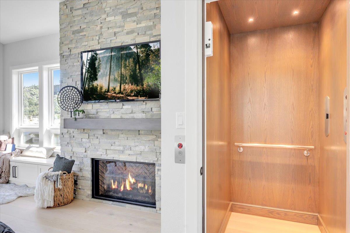 734 Sandy Bar Dr, Copperopolis, CA 95228
